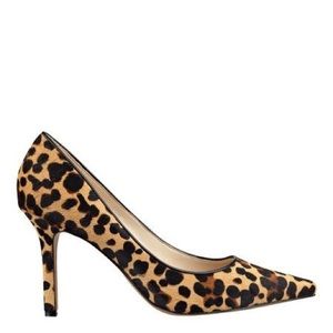 Nine West Martina Leopard Calf Hair Pump - size 8
